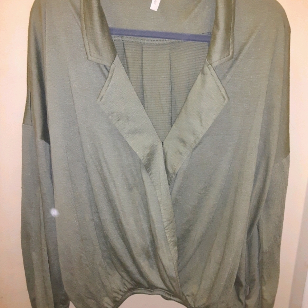 Long sleeve blouse